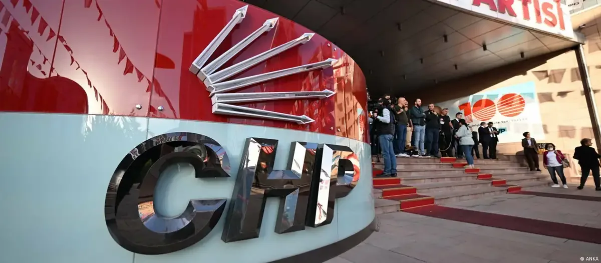 264 eski milletvekili CHP'den istifa ettiklerini duyurdu